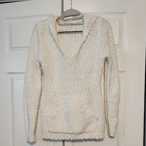 VENUS Ivory Textured V-Neck Sweater
